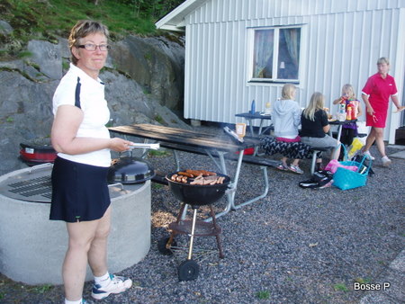 Ulla fixar med grillen